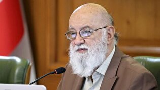 استخر‌های شخصی یکی از منابع پرمصرف آب هستند / سازمان آب باید جلوی استفاده از این استخر‌ها را بگیرد