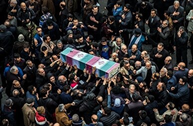 تشییع پیکر۱۰۰ شهید گمنام در تهران همزمان با سالروز شهادت حضرت زهرا (س)