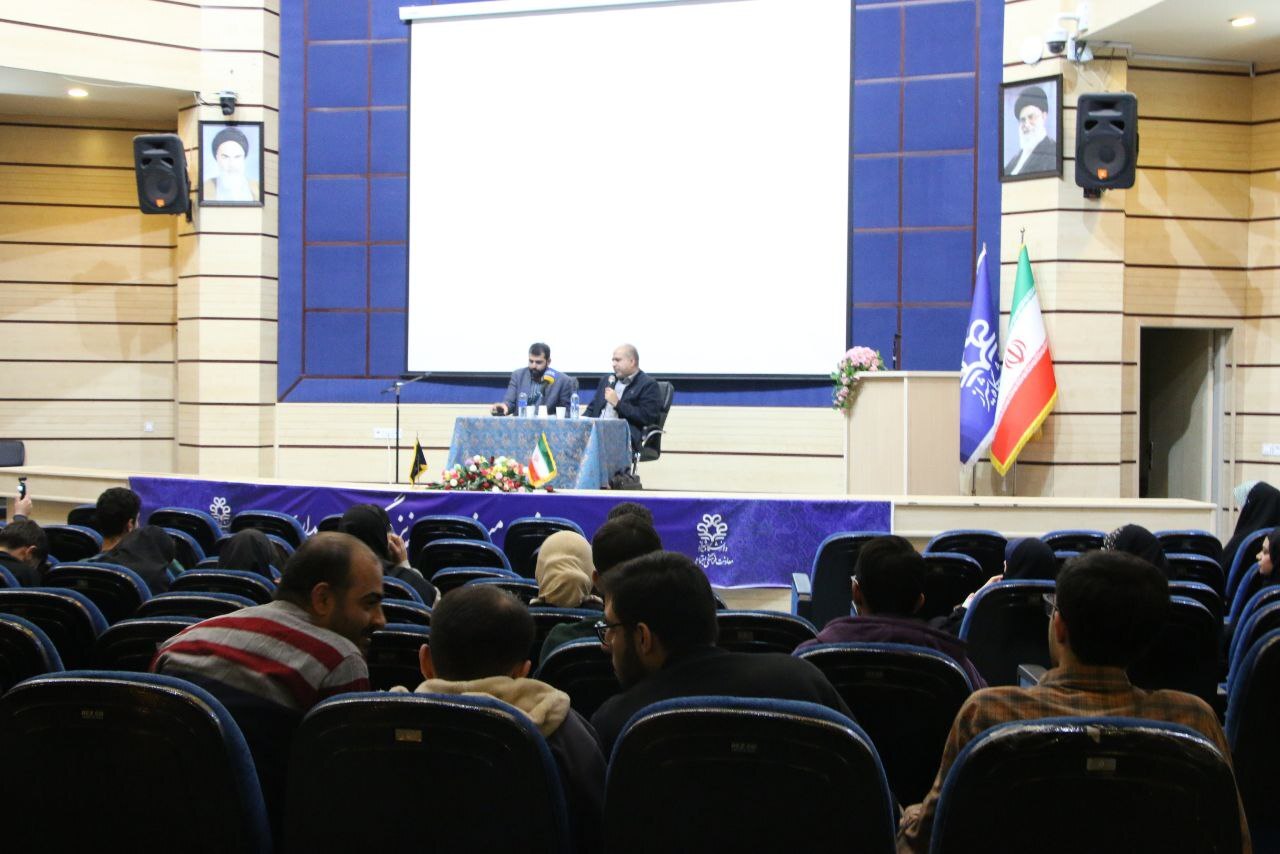 نشست دانشجویی تحلیل پرونده بانک آینده با حضور نمایندگان مجلس برگزار شد