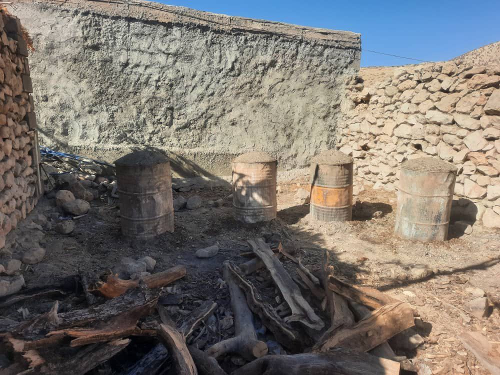 کشف و امحای ۹ کوره زغالگیری در بویراحمد / سه متخلف شناسایی شدند