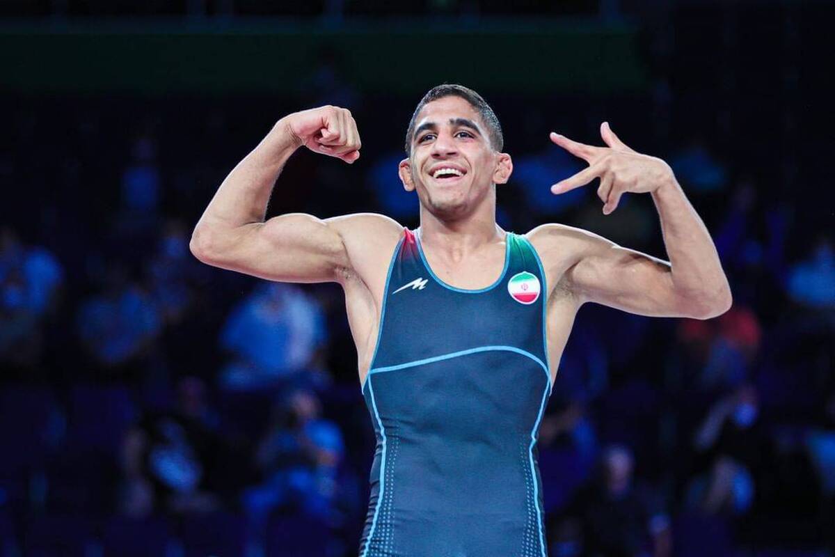 پیروزی مقتدرانه رحمان عموزاد در نخستین دیدار کشتی آزاد بازی‌های همبستگی کشورهای اسلامی + فیلم