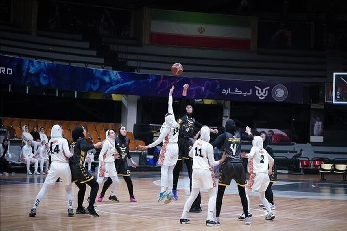 استقلال به دنبال فرار از قعر لیگ بسکتبال بانوان