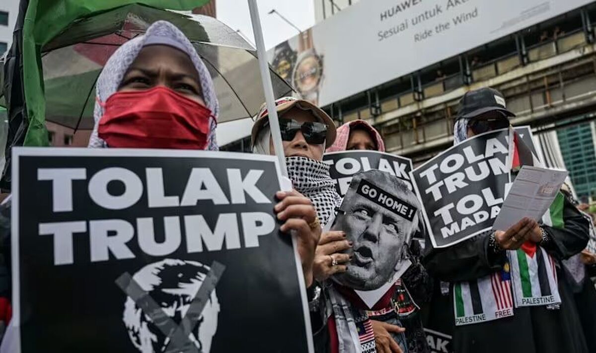 تظاهرات ضدترامپ در کوالالامپور؛ مالزی میان خیابان و دیپلماسی