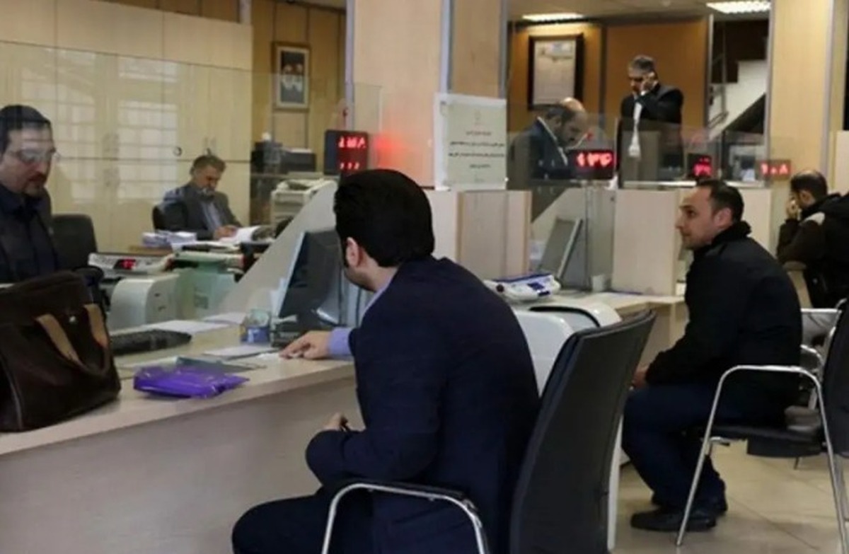 آخرین وضعیت کارمندان پس از تعطیلی بانک آینده / نحوه فرآیند انتقال کارکنان و دارایی‌ها