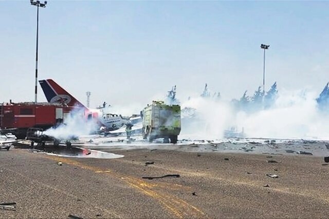 صنعا: ادامه تعطیلی فرودگاه منجر به کمبود بیشتر دارو&zwnj;ها شده است