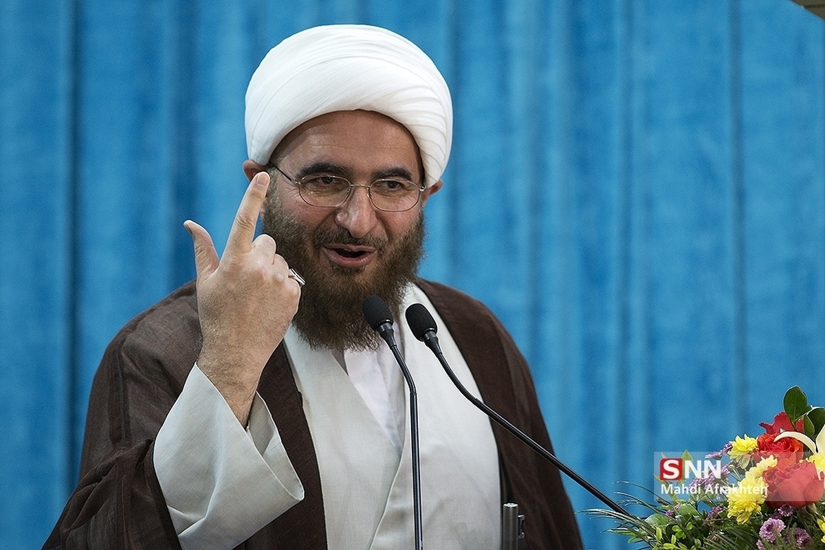 حاج علی اکبری: «عفت» مهم‌ترین شرط بقای خانواده و سلامت جامعه است