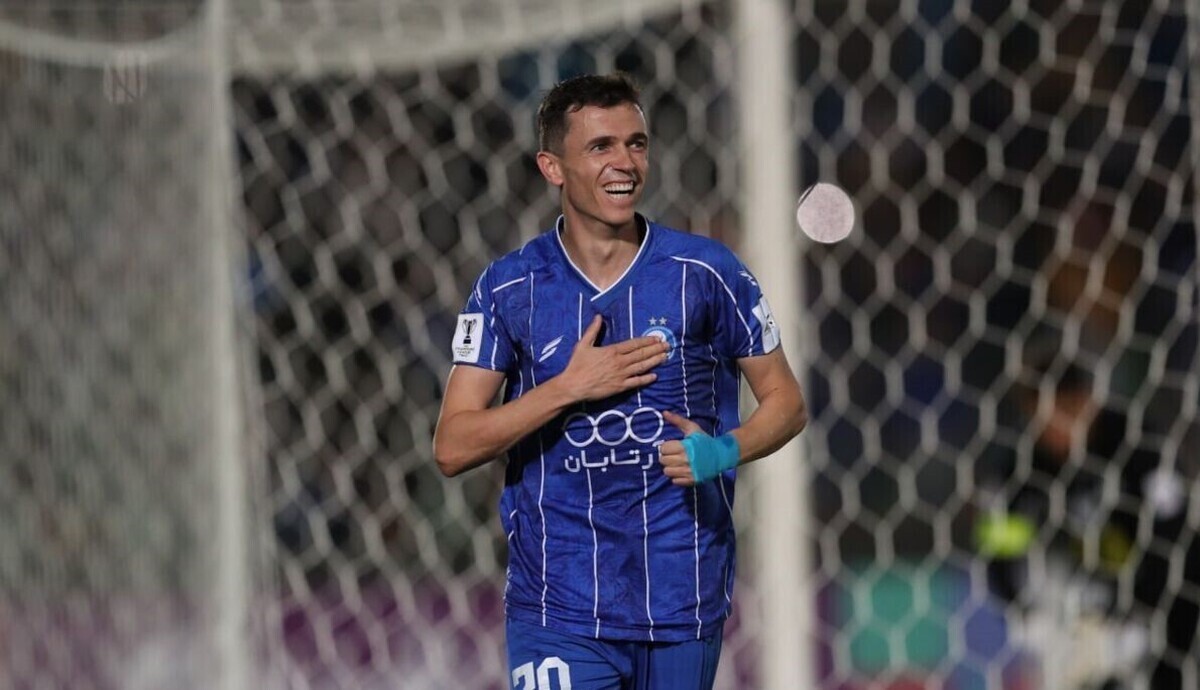 گل اول استقلال به پادیاب توسط در دقیقه 89