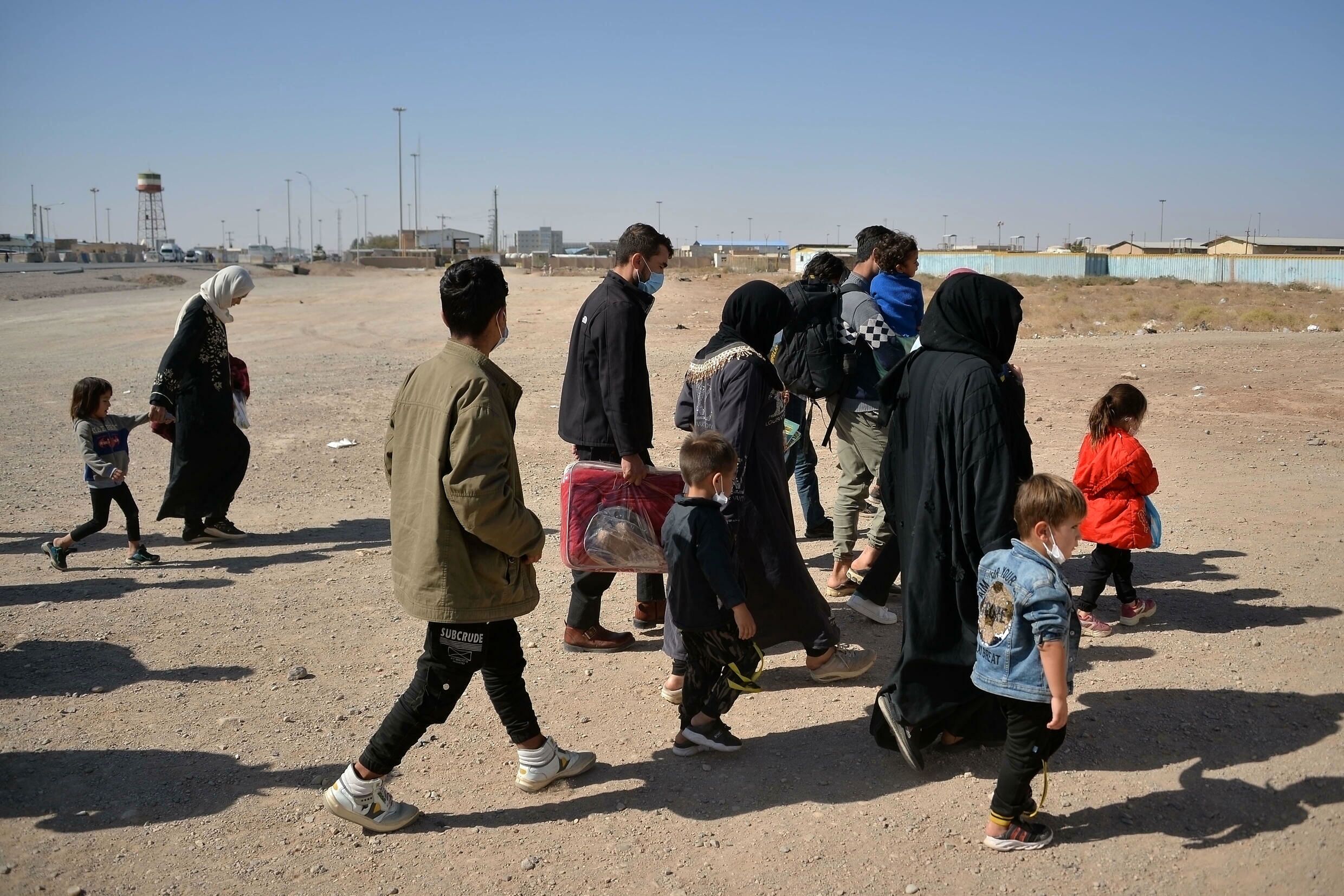 سرزمین فرصت&zwnj;ها و چالش&zwnj;ها / وقتی مهاجرت هم بار سنگین است و هم موتور توسعه