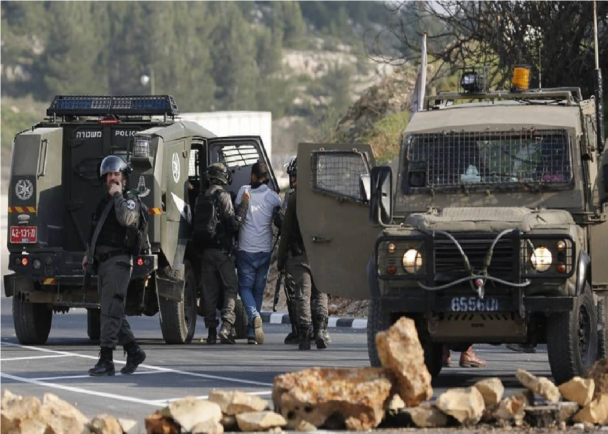 اشغالگران اسرائیلی شماری از فلسطینی‌ها از جمله یک اسیر آزاد شده در کرانه باختری را بازداشت کردند
