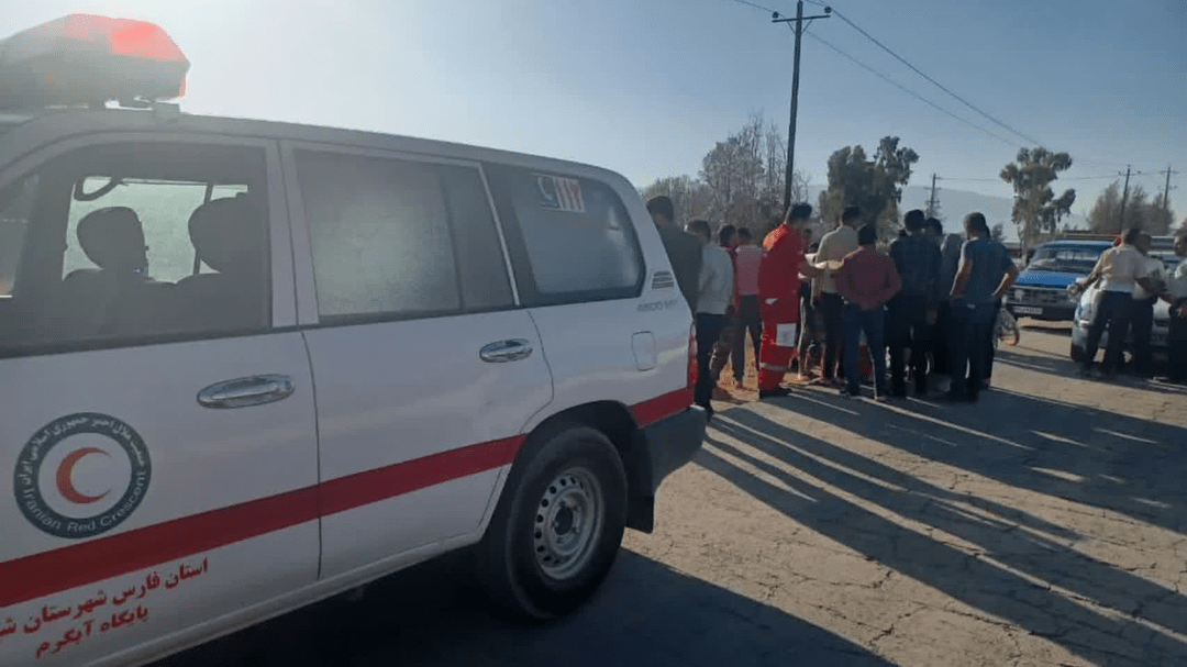 واژگونی‌خودرو سواری‌ در جاده شیراز-جهرم با ۳ مصدوم و یک فوتی