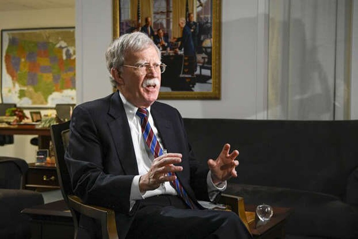 بولتون: ترامپ، دوست و دشمن آمریکا را از هم تشخیص نمی‌دهد