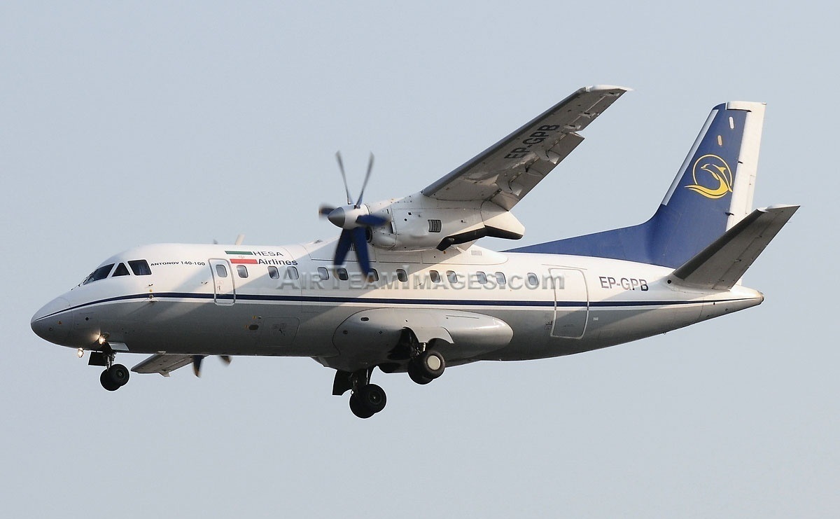 آغاز پروازهای آزمایشی هواپیمای ایرانی "سیمرغ"