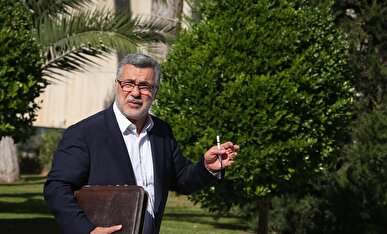 ظفرقندی: دنبال این هستیم که در بیمارستان‌ها «زیست پرستار» یا محل‌های پانسیون برای پرستاران درست بکنیم + فیلم
