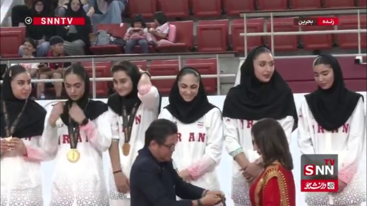 اهدای مدال والیبال بازی های آسیایی بحرین