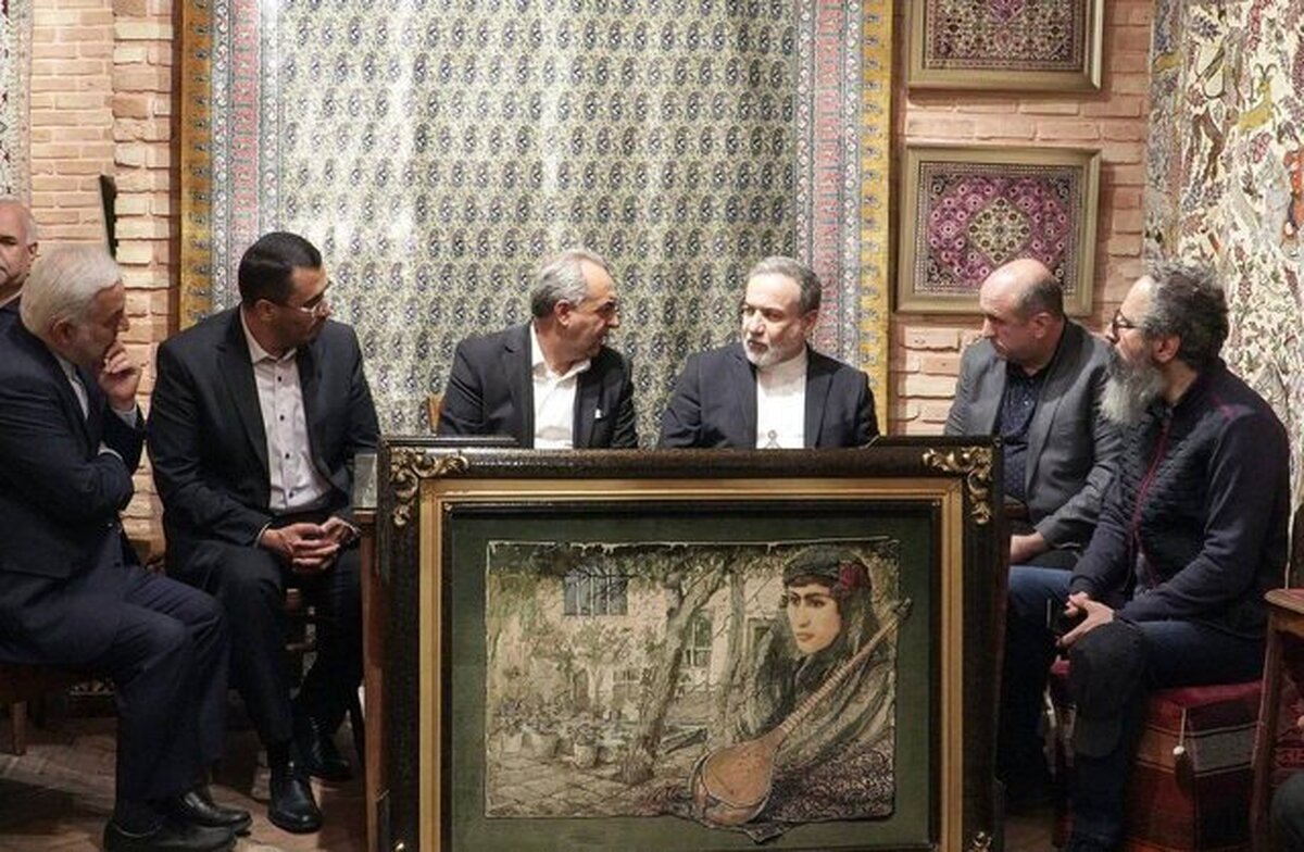 حضور عراقچی در بازار تبریز + عکس