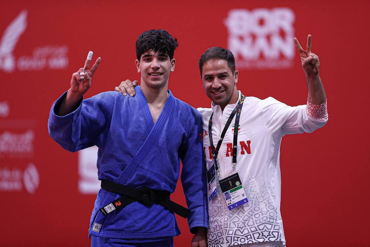 نوین به مدال برنز رسید