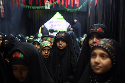 برگزاری اجتماع بزرگ دختران فاطمی در کرمانشاه