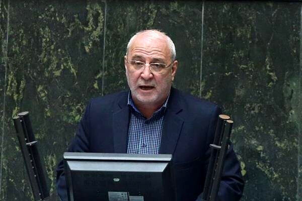 حاجی‌دلیگانی: قطع سهمیه بنزین خودرو‌های جدید خلاف قانون اساسی و تبعیض است + فیلم