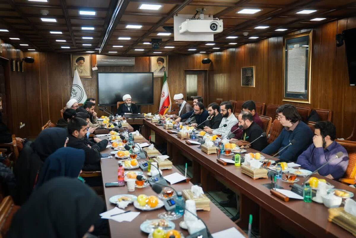 حجت‌الاسلام قمی: حمایت از حلقه‌های میانی یکی از راه‌های مهم شکوفایی ظرفیت‌های مردمی است