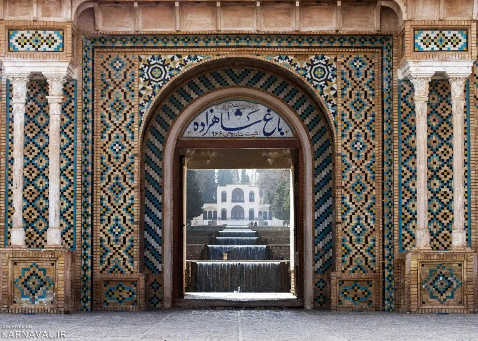 آغاز مرمت سردر باغ شاهزاده ماهان کرمان