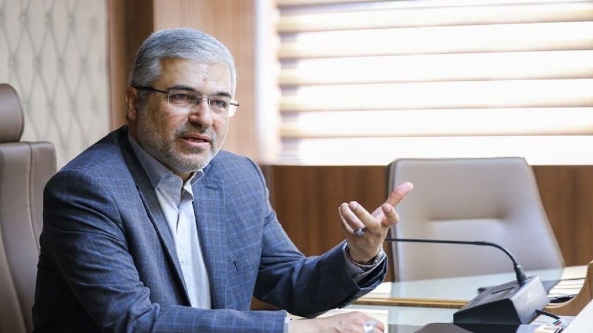 فلسفی: تعطیلی مدارس و ادارات کمکی به کاهش آلودگی هوا نکرده است/ موتورسیکلت‌های فرسوده باید جایگزین شوند+فیلم