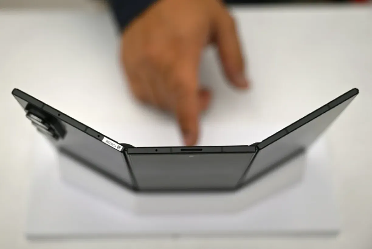 راز بزرگ سامسونگ افشا شد/ گلکسی Z TriFold انقلابی&zwnj;ترین گوشی تاشوی جهان از راه رسید +قیمت