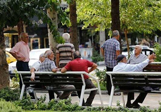 ابرچالش سالمندی درباره آینده نظام بازنشستگی هشدار می‌دهد