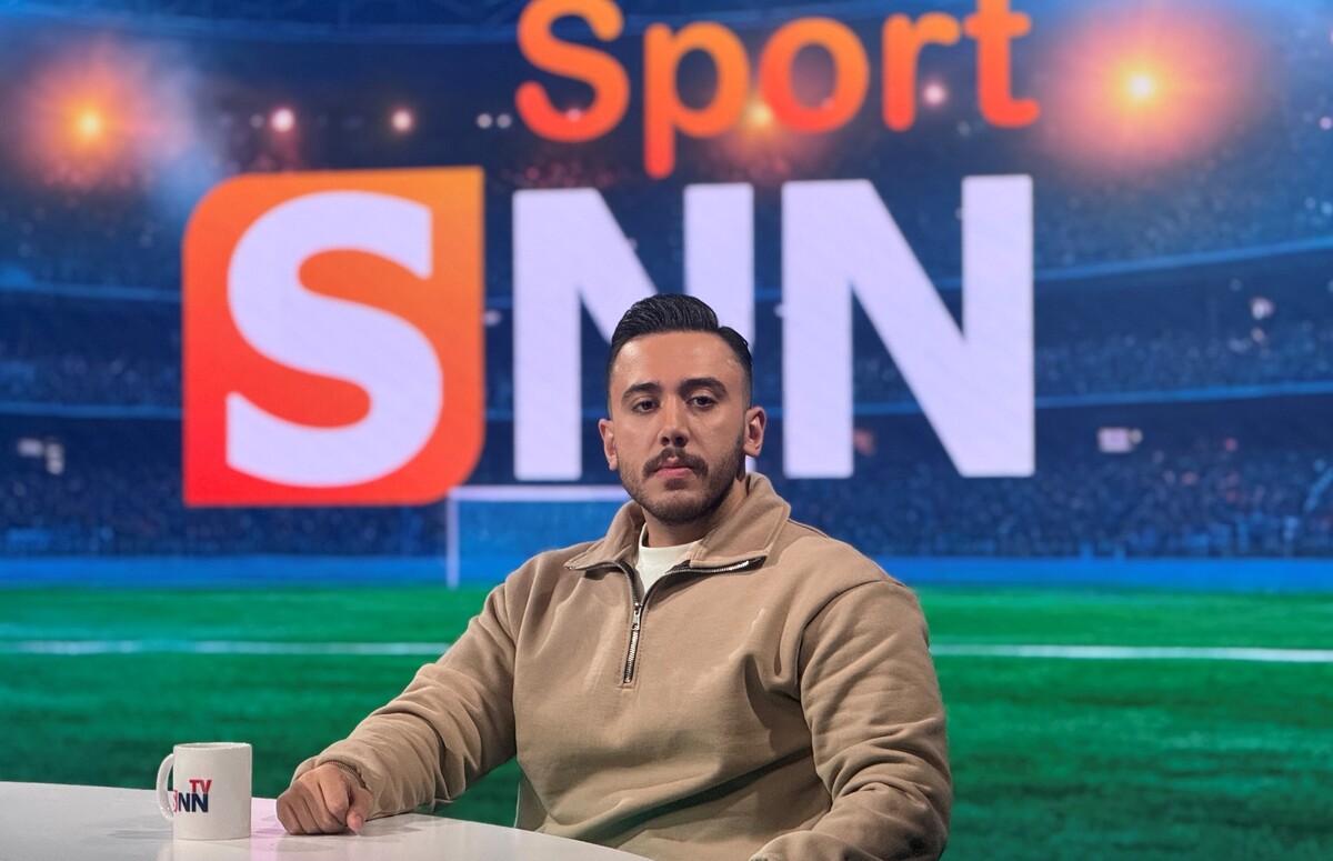 عجایب ورزشگاه اراک؛ از کیفیت افتضاح چمن ورزشگاه اراک و گرد نبودن دایره وسط زمین تا روبروی هم نبودن دو دروازه! + فیلم