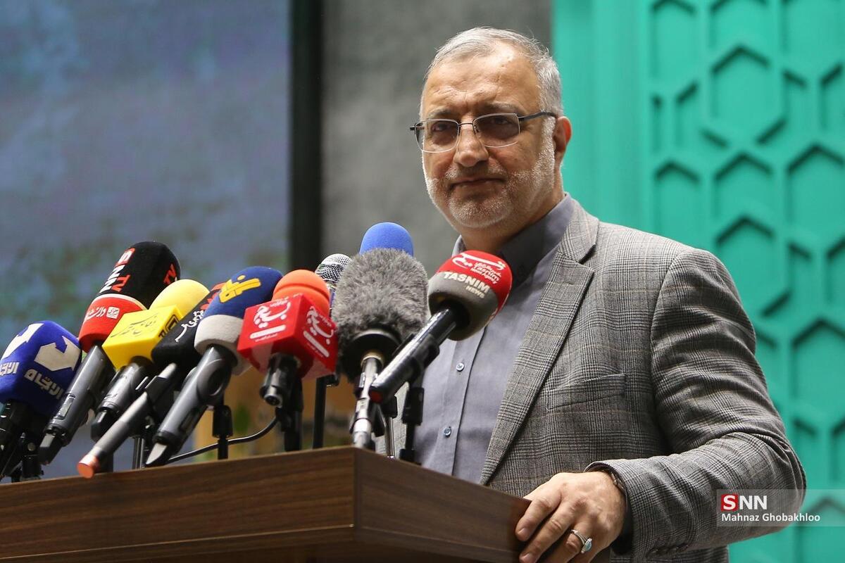 کنایه زاکانی به یک عده: از چند جا می‌خواهید بخورید؟! چه خبر است؟ + فیلم