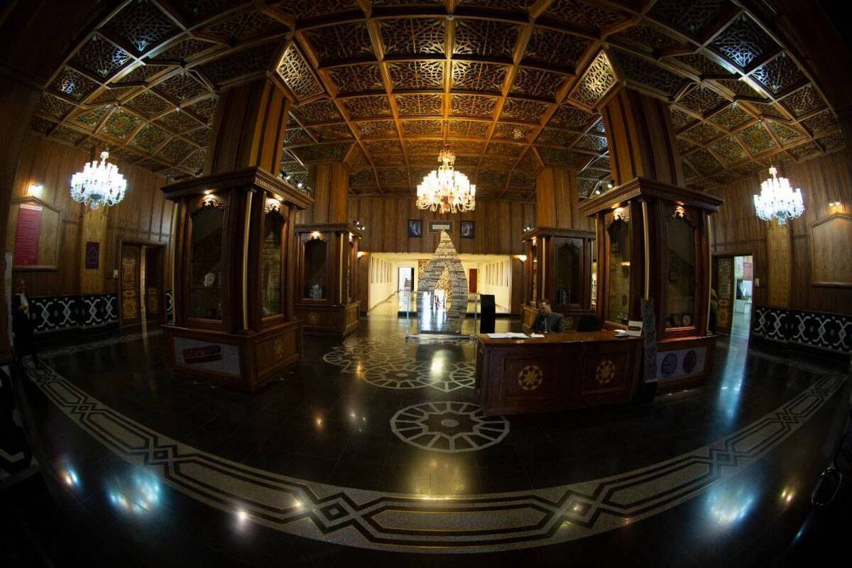 به مناسبت روز دانشجو بازدید از موزه ملک برای دانشجویان و اساتید رایگان شد