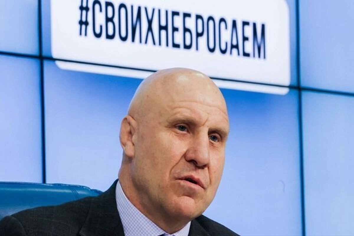 تماشاگر ویژه مرحله نهایی لیگ برتر کشتی آزاد