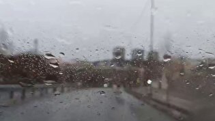 آغاز بارش باران در سنندج