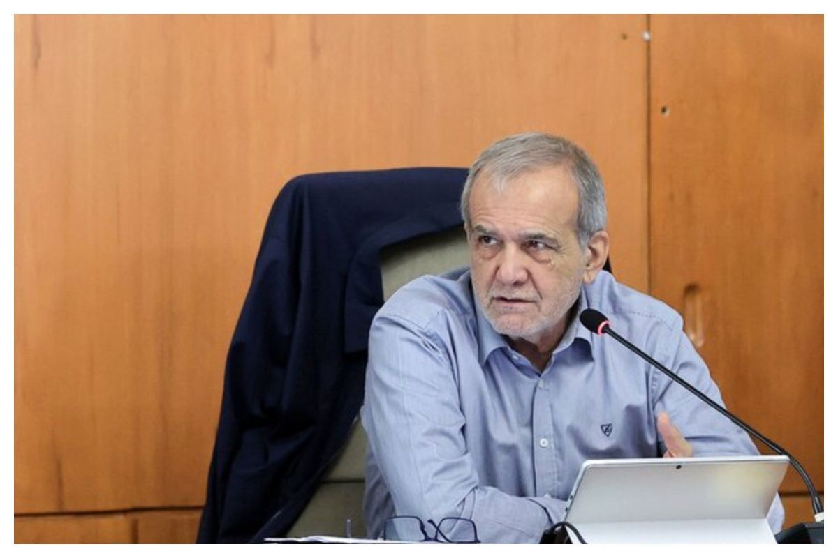 حضور رئیس جمهور در مراسم ختم خانواده سقاب اصفهانی + فیلم