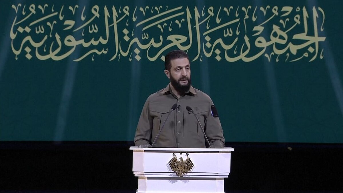 ادعای جولانی: تمام تلاش ما این بوده که سوریه از رنج‌های گذشته جدا شود و در میان کشور‌های عربی دوباره به جایگاه واقعی خود بازگردد! + فیلم