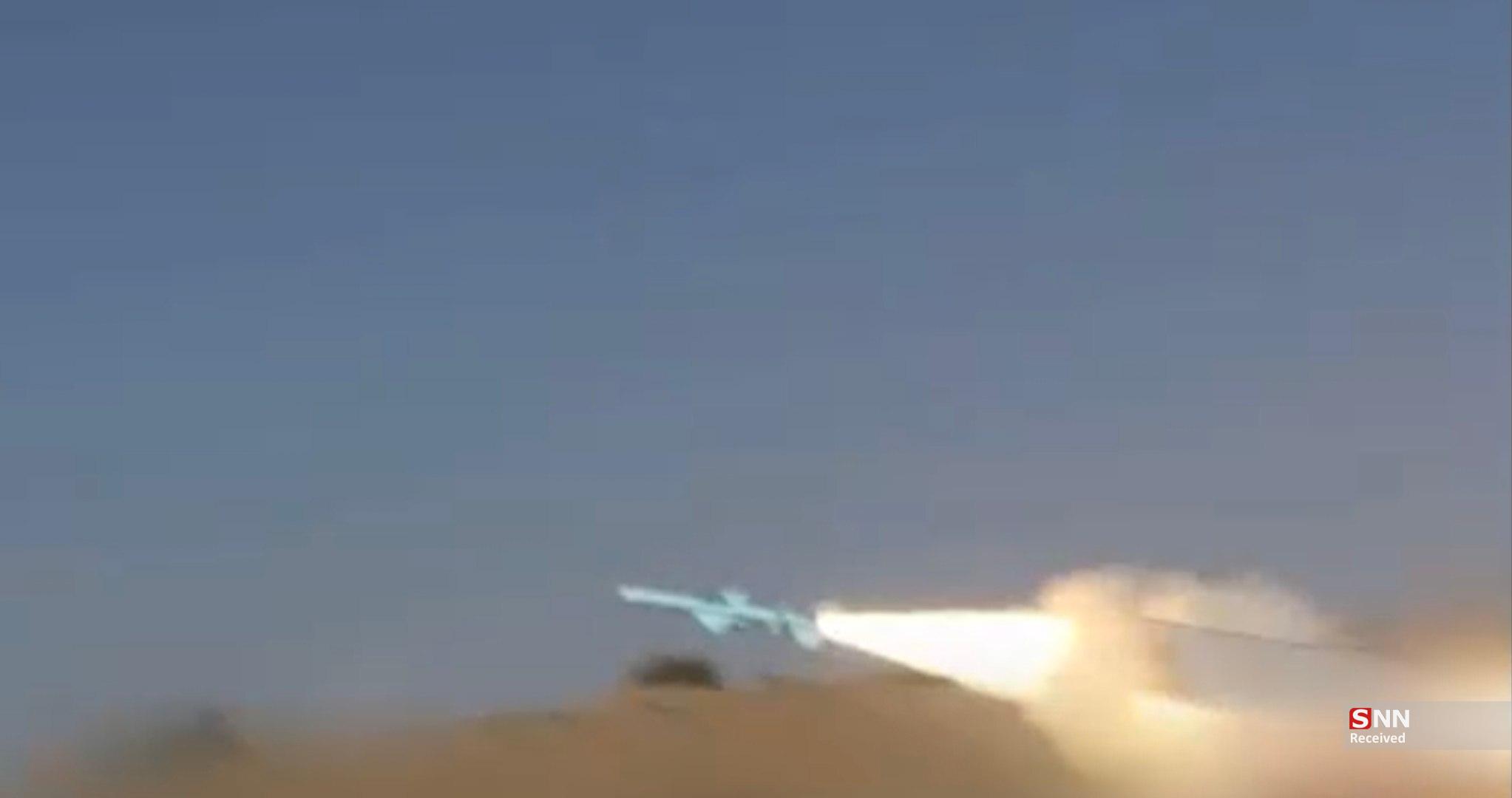 پاسخ موشکی و قاطع سپاه به گزافه&zwnj;گویی&zwnj;ها درباره جزایر سه&zwnj;گانه/ بررسی فنی رزمایش دریایی دفاع از جزایر 3 گانه