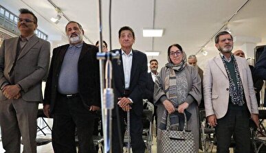 بخش مهمی از تاریخ، فرهنگ و ادبیات هند به زبان فارسی گره خورده است