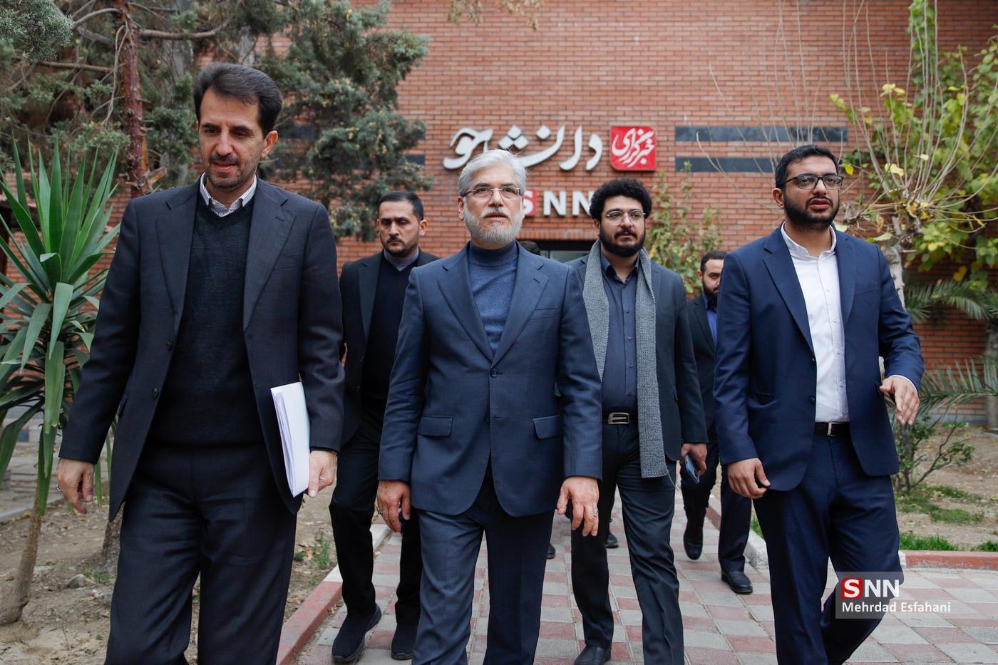 وزیر علوم تحقیقات و فناوری از خبرگزاری دانشجو بازدید کرد