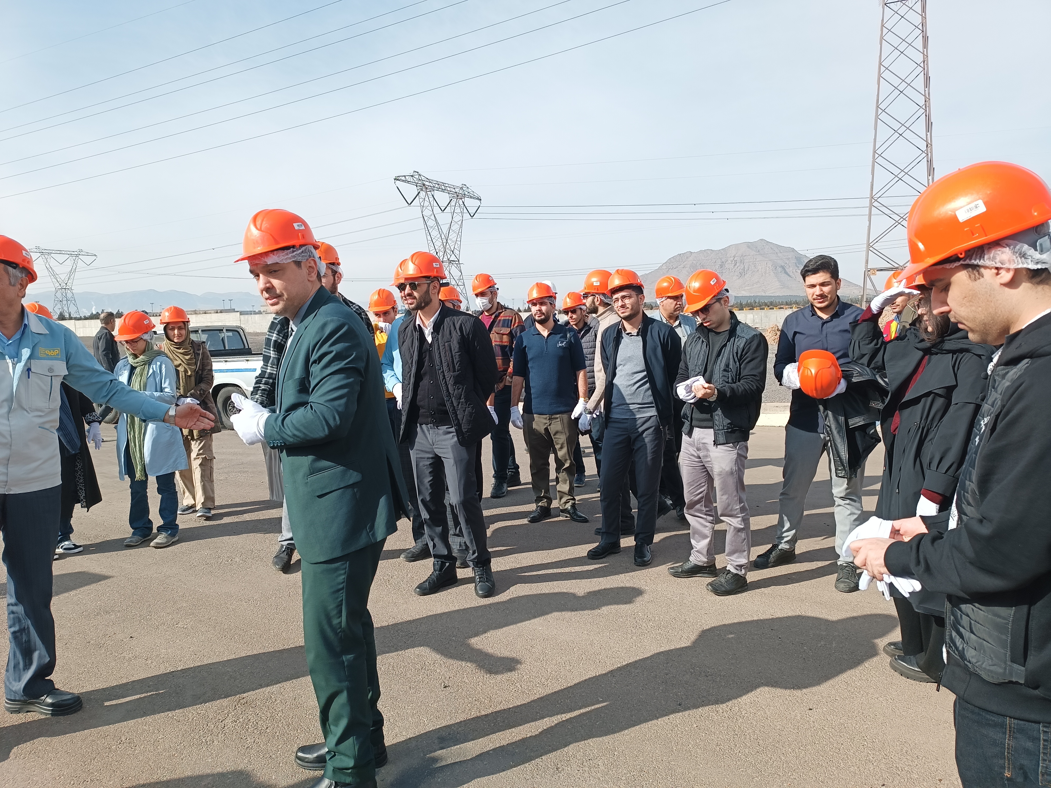 صبر، تلاش و امید در دل فولاد؛ درسهایی که دانشجویان دانشگاه تهران آموختند صبر، تلاش و امید در دل فولاد؛ درسهایی که دانشجویان دانشگاه تهران آموختند