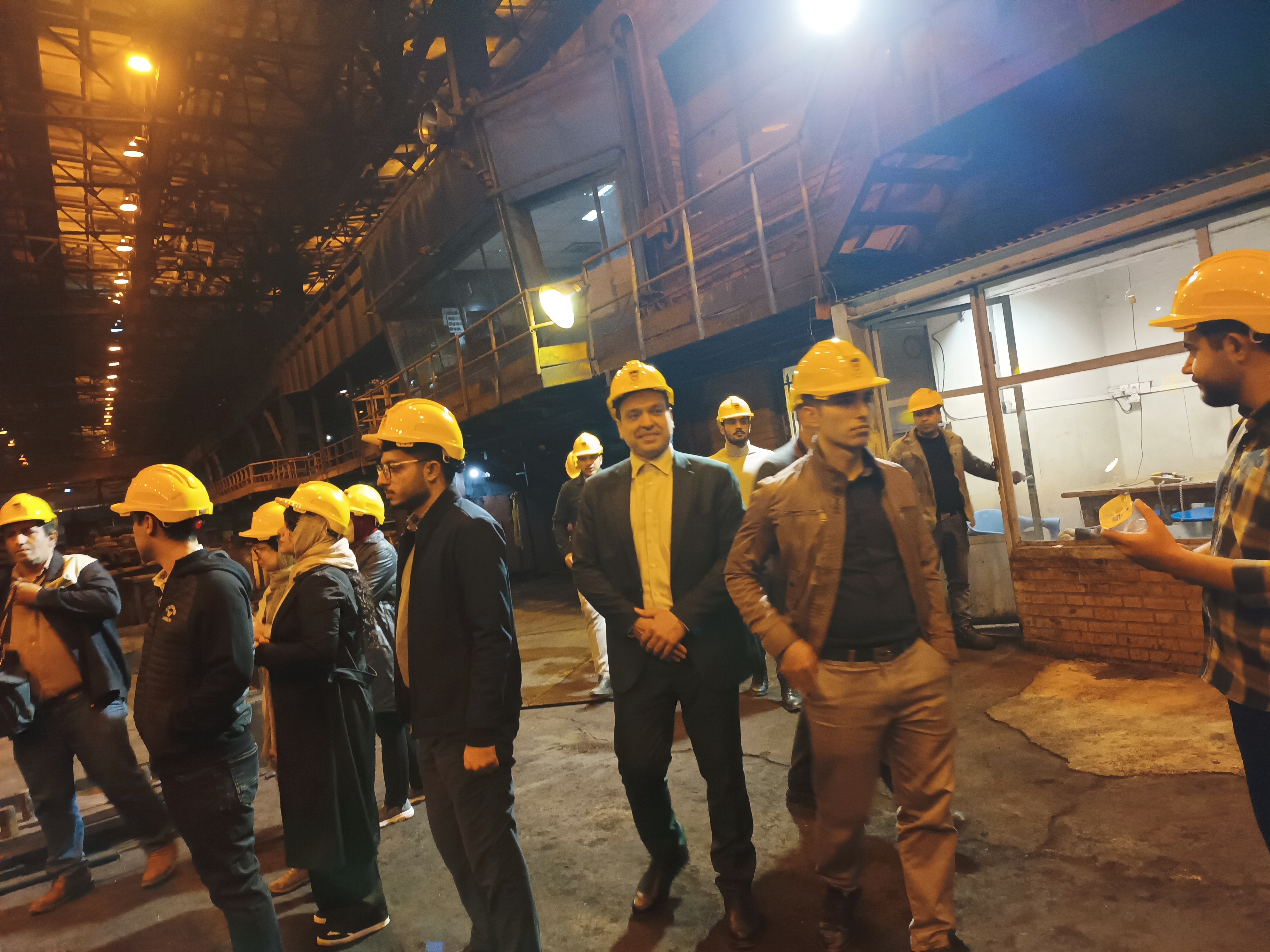 صبر، تلاش و امید در دل فولاد؛ درسهایی که دانشجویان دانشگاه تهران آموختند صبر، تلاش و امید در دل فولاد؛ درسهایی که دانشجویان دانشگاه تهران آموختند