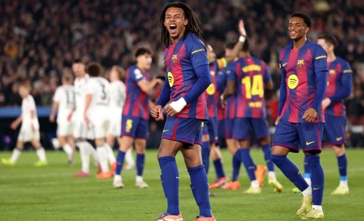 خلاصه بازی بارسلونا 2 آینتراخت فرانکفورت 1/ انتقام بلوگرانا با گل های مدافع فرانسوی