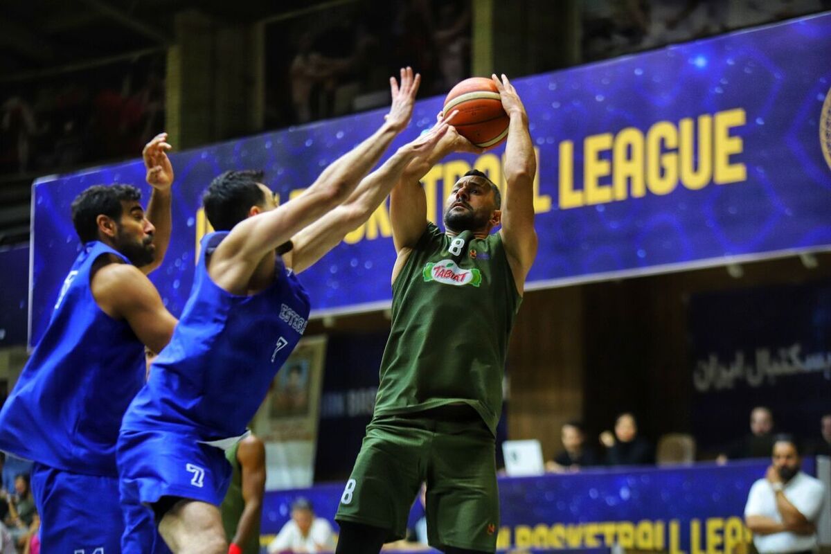 پوستر استقلال بعد از شکست مدعی قهرمانی