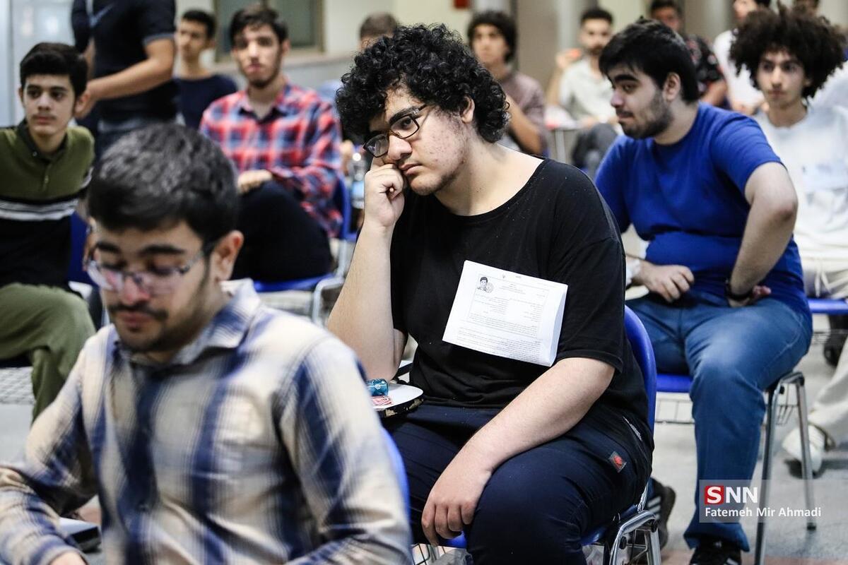 چه کسانی نمی‌توانند در آزمون کارشناسی ارشد ۱۴۰۵ ثبت نام کنند