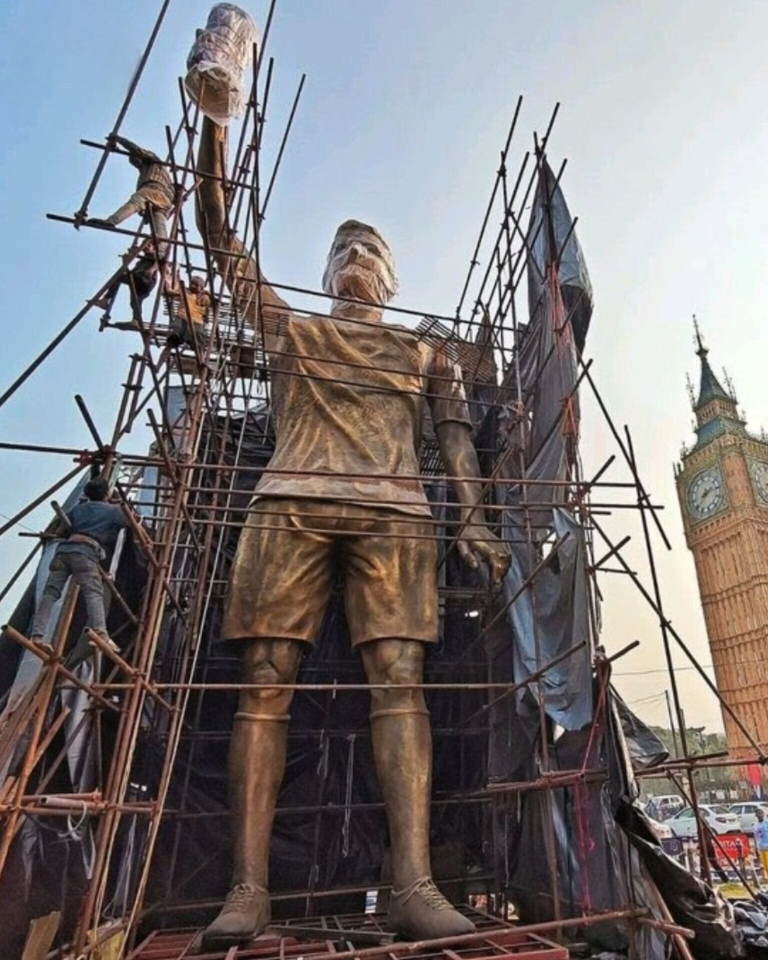 افتتاح مجسمه لیونل مسی در هند افتتاح مجسمه لیونل مسی در هند