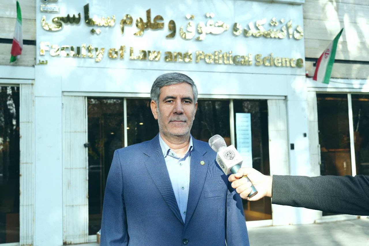 آزمون پذیرش وکالت مرکز وکلا در خراسان رضوی برگزار شد