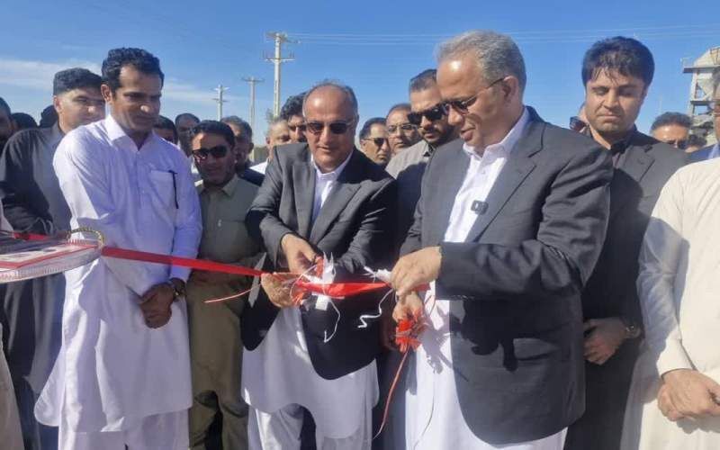 افتتاح کارخانه فرآورده‌های نفتی سایان انرژی