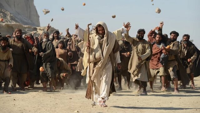 این سریال به نویسندگی و کارگردانی داود میرباقری و تهیه‌کنندگی حسین طاهری در سه فصل «ایران باستان»، «بیزانس» و «حجاز» ساخته می‌شود. فیلمبرداری فصل «بیزانس» به پایان رسیده و مراحل پس‌تولید آن ماه‌هاست که آغاز شده است. براساس برنامه‌ریزی‌ها، فیلمبرداری فصل «ایران» نیز تا پایان بهار سال آینده به اتمام می‌رسد و دو فصل نخست که روایت زندگی سلمان از کودکی تا حرکت او به سوی حجاز را دربر می‌گیرد، در تابستان سال آینده از تلویزیون پخش خواهد شد.