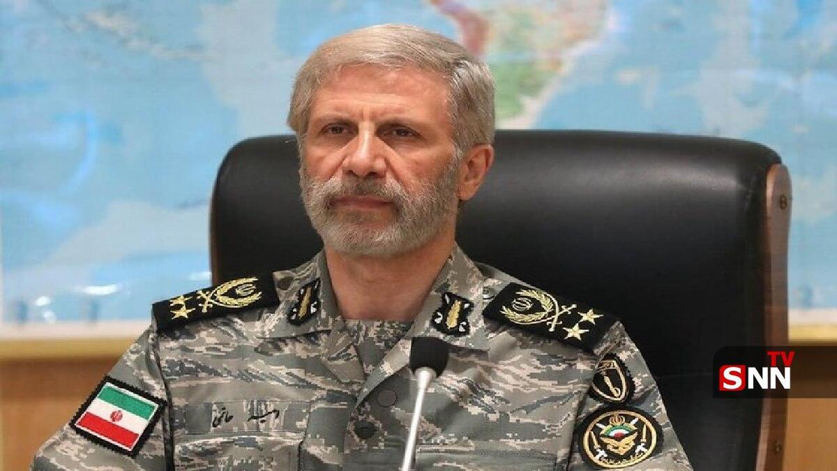 فرمانده کل ارتش: همکاری با دانش بنیان‌ها با سرعتی مضاعف تداوم یابد