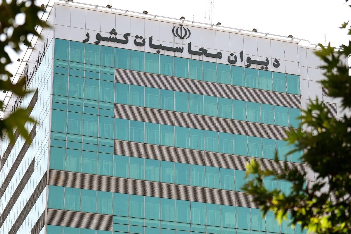 دیوان محاسبات به عدم واریز کامل مابه‌التفاوت خوراک نفت به خزانه رسیدگی خواهد کرد