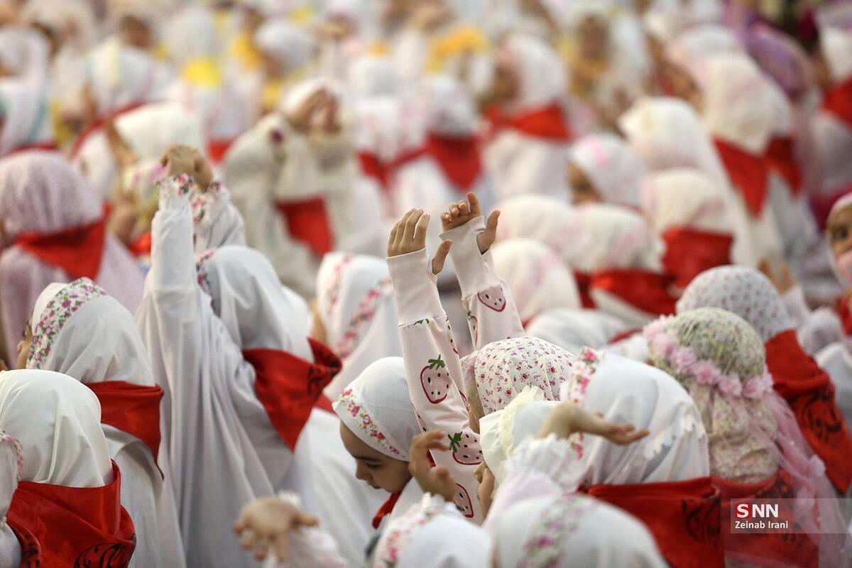 برگزاری جشن فرشته‌ها و مراسم به سن تکلیف رسیدن دختران در آبادان + فیلم