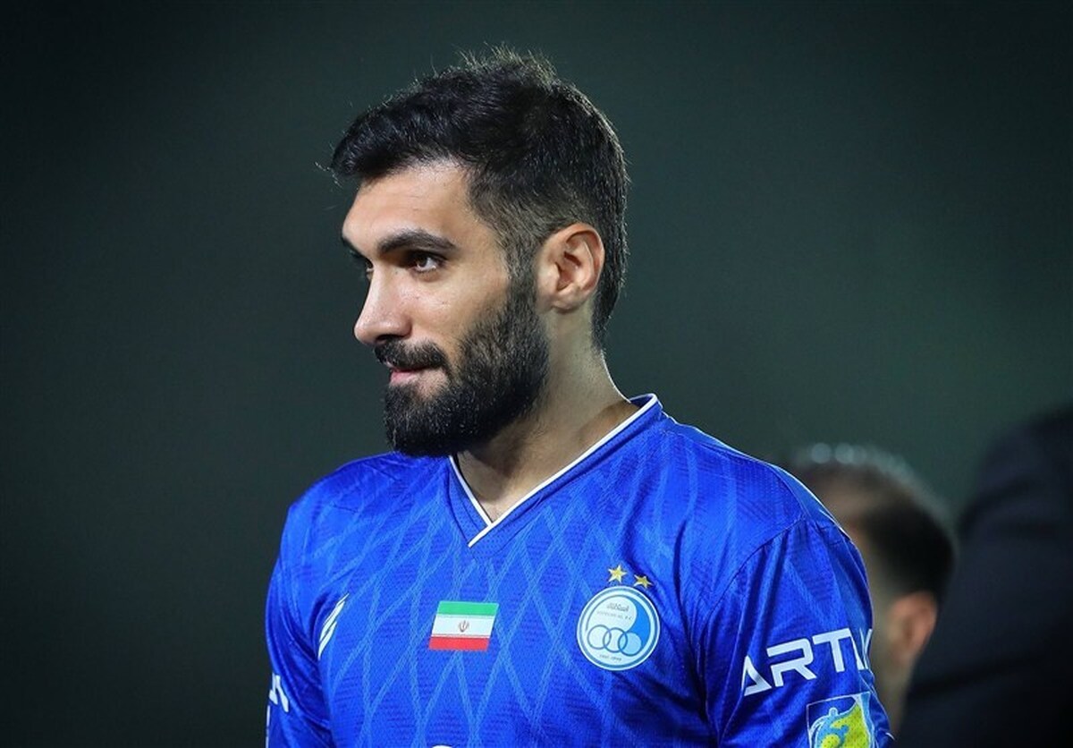 بازگشت مدافع پرحاشیه استقلال به تمرینات/ آقاسی عذرخواهی کرد